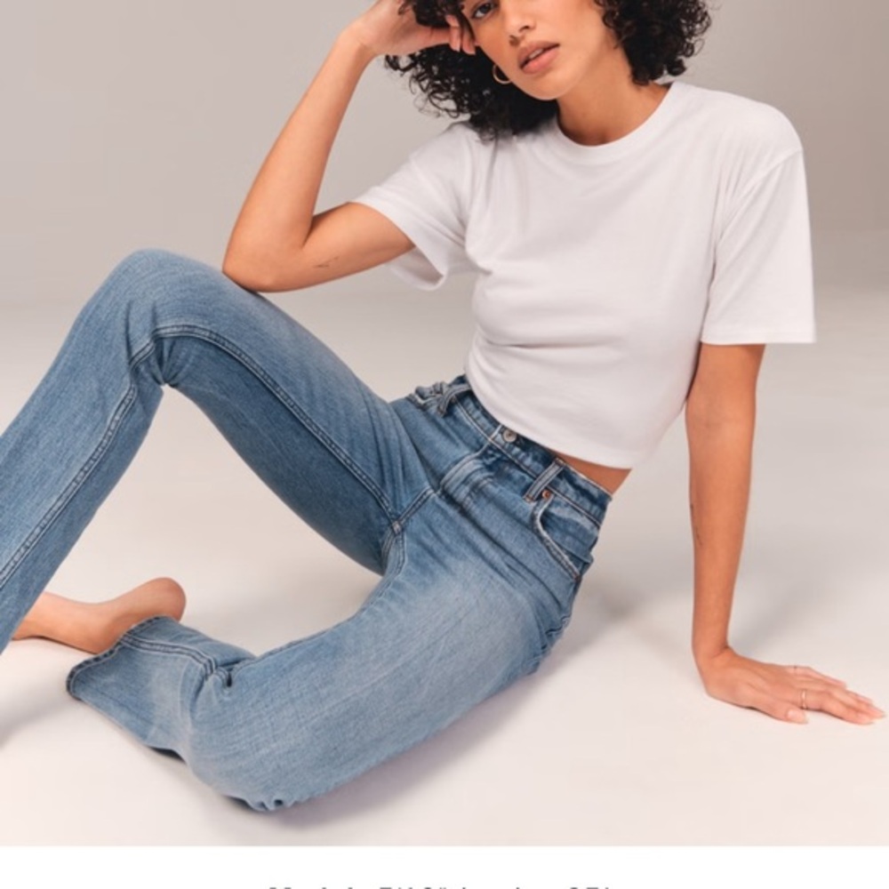 Ultra High Rise 90s Slim Straight Jean (acid wash)